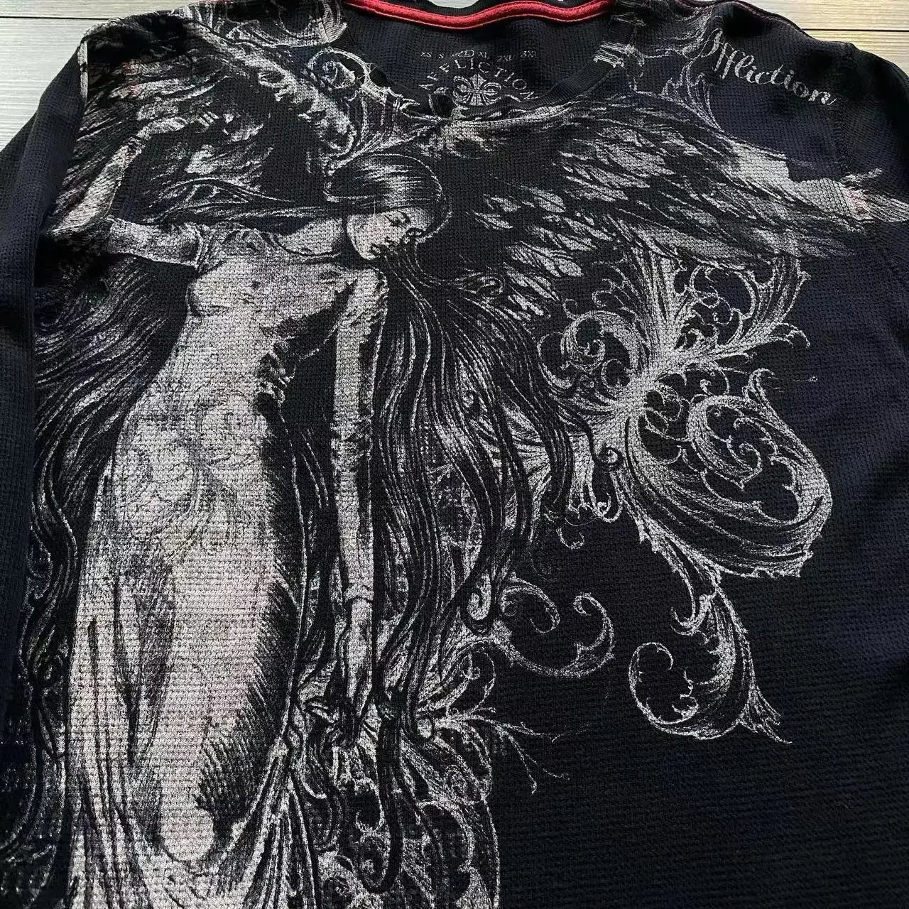 Affliction Long Sleeve Tee – Unisex