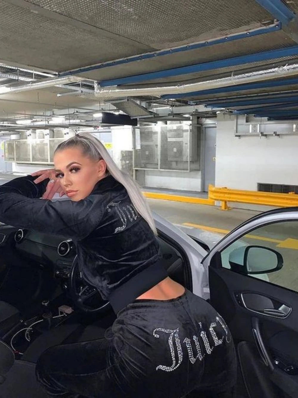 Juicy Couture Two-Piece Velvet Longsleeve Set