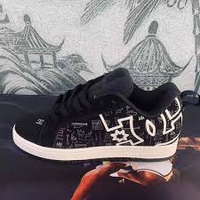 Men's Y2K DC Shoe Collection