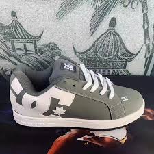 Men's Y2K DC Shoe Collection